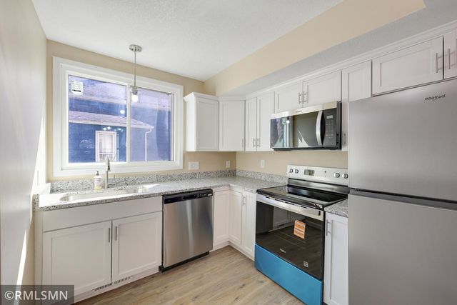 853 Conway Street, Saint Paul, MN 55106