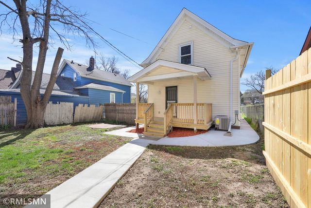 853 Conway Street, Saint Paul, MN 55106
