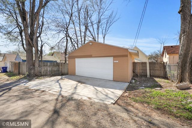853 Conway Street, Saint Paul, MN 55106