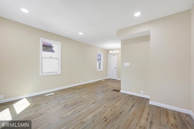 853 Conway Street, Saint Paul, MN 55106