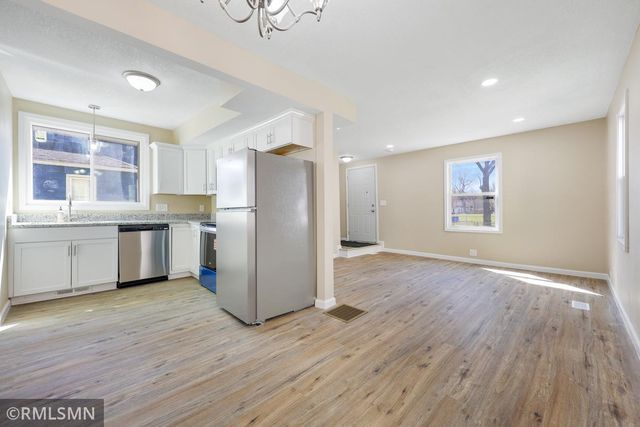 853 Conway Street, Saint Paul, MN 55106