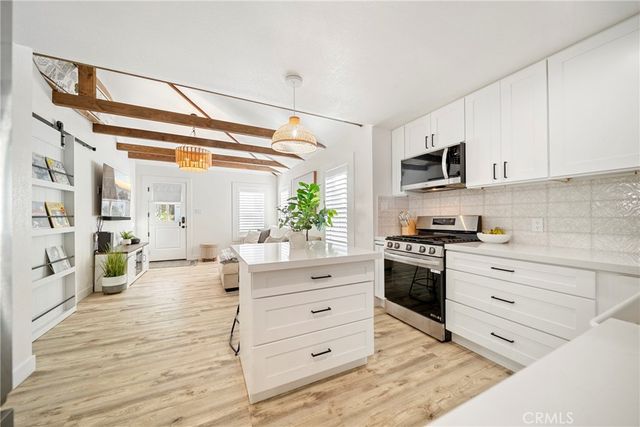 125 Santa Paula, Oxnard, CA 93035