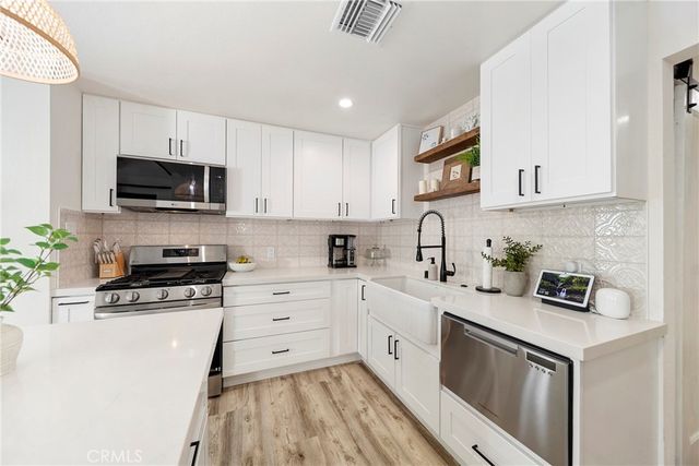 125 Santa Paula, Oxnard, CA 93035