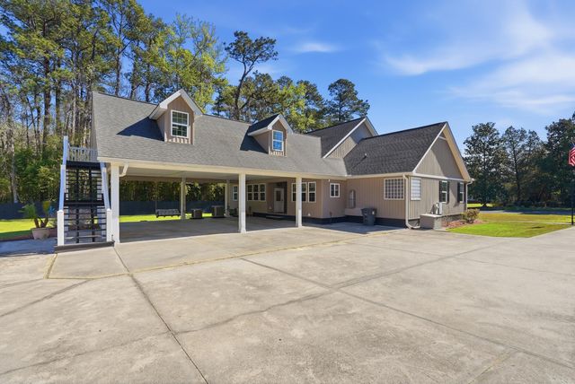 348 Temple Road, Ridgeville, SC 29472