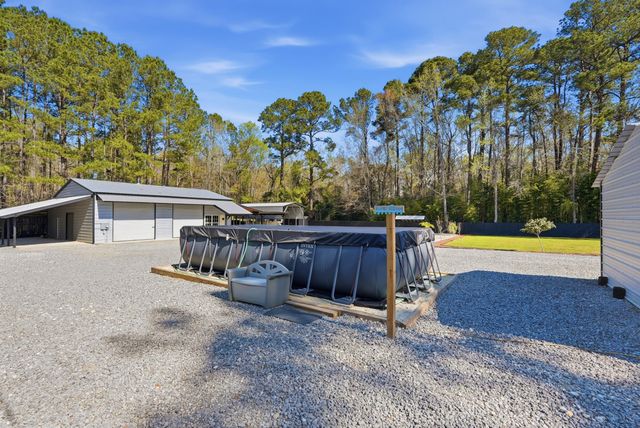 348 Temple Road, Ridgeville, SC 29472