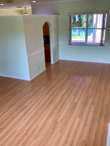 2215 Hypoluxo Rd Road, Lantana, FL 33462
