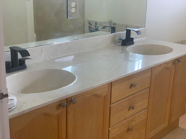 2215 Hypoluxo Rd Road, Lantana, FL 33462