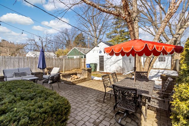 62 W Rathbone Avenue, Columbus, OH 43214