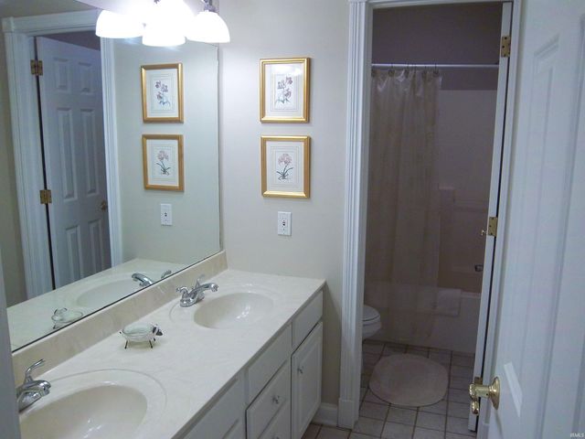 3718 Silver Creek Court, Bloomington, IN 47401