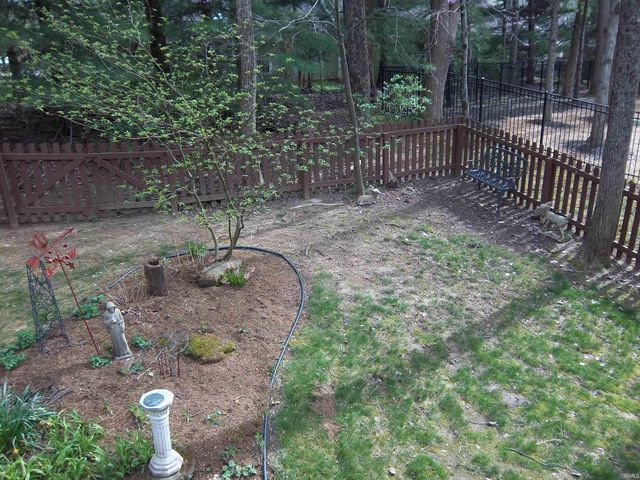 3718 Silver Creek Court, Bloomington, IN 47401