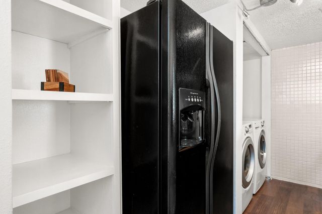 3605 Tanglewilde Street 3605, Houston, TX 77063