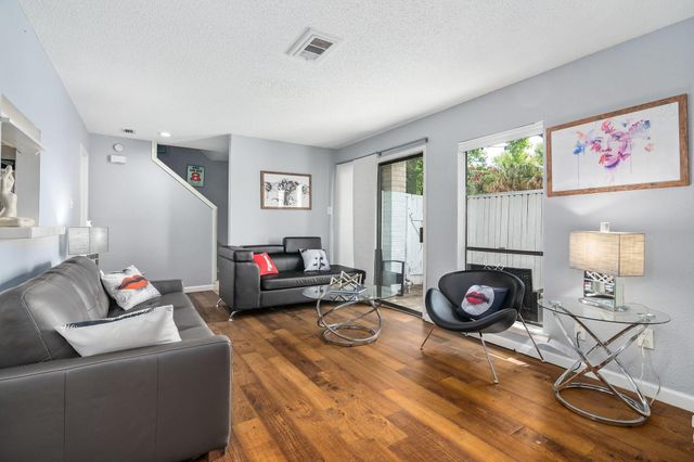 3605 Tanglewilde Street 3605, Houston, TX 77063