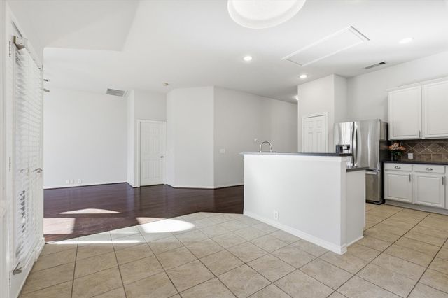 7716 Ravenhill Drive, Frisco, TX 75035