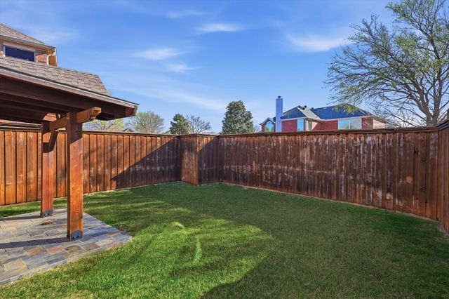 7716 Ravenhill Drive, Frisco, TX 75035