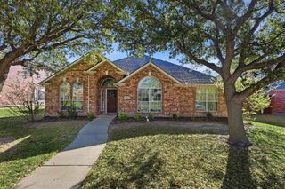 7716 Ravenhill Drive, Frisco, TX 75035