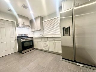 15746 Magnolia Boulevard, Encino, CA 91436