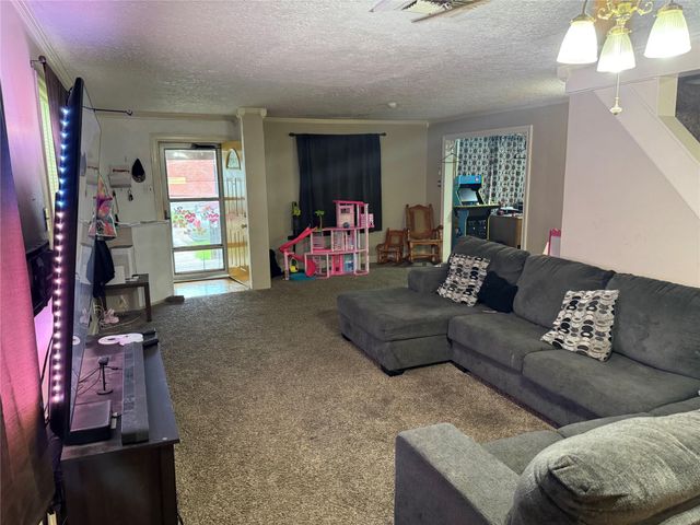 228 E 3rd Street, Deer Park, TX 77536