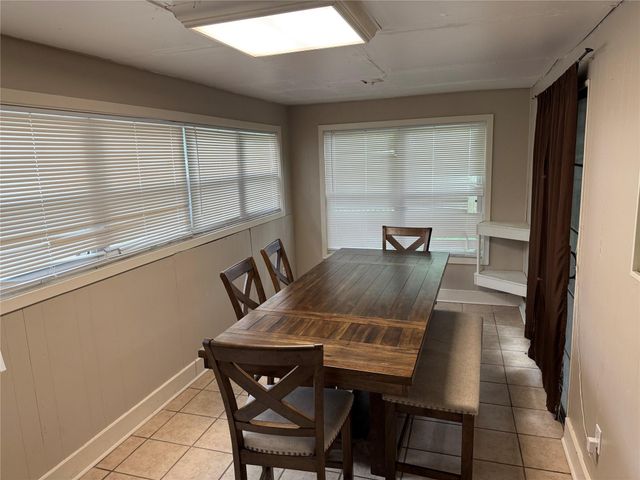 228 E 3rd Street, Deer Park, TX 77536
