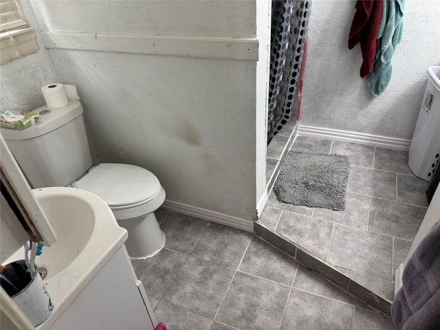 228 E 3rd Street, Deer Park, TX 77536