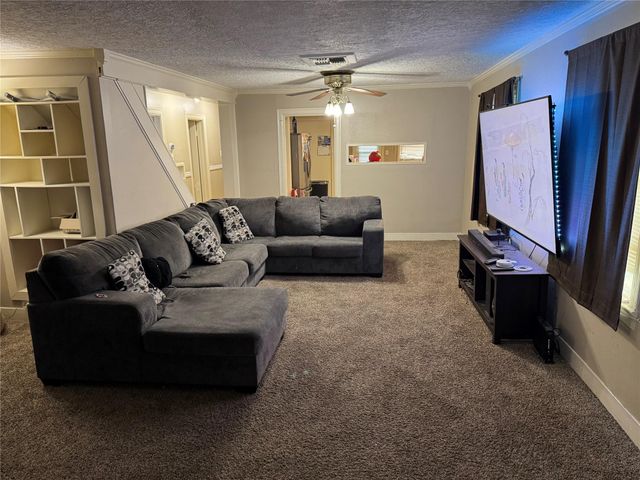 228 E 3rd Street, Deer Park, TX 77536