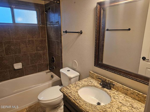 14837 HUNTERS GROVE Avenue, El Paso, TX 79938