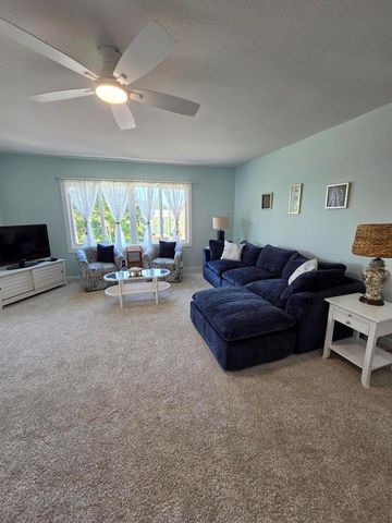 1800 SE Saint Lucie Boulevard 7-301, Stuart, FL 34996