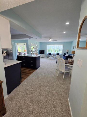 1800 SE Saint Lucie Boulevard 7-301, Stuart, FL 34996