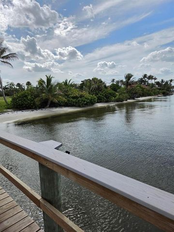 1800 SE Saint Lucie Boulevard 7-301, Stuart, FL 34996