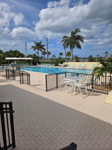 1800 SE Saint Lucie Boulevard 7-301, Stuart, FL 34996