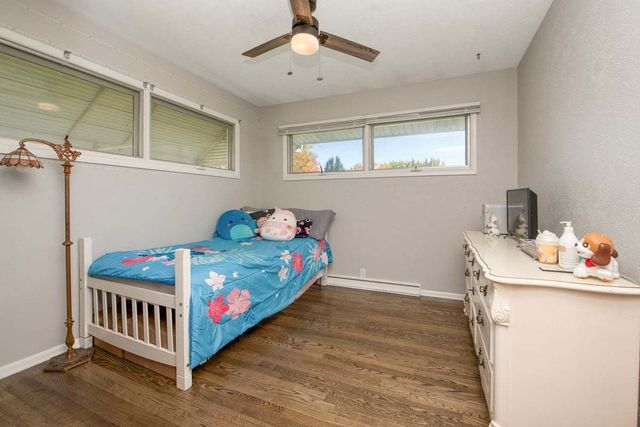 111 E Royal Drive, Dekalb, IL 60115