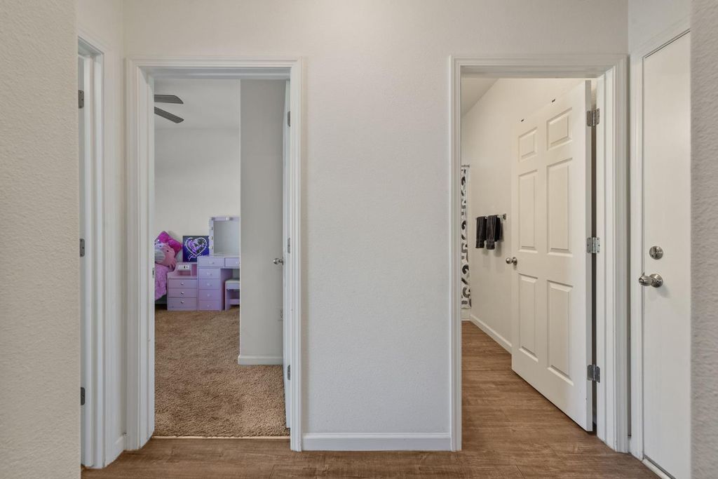 Image 19 of property listing at 1237 E Orange Street, Avenal, CA 93204