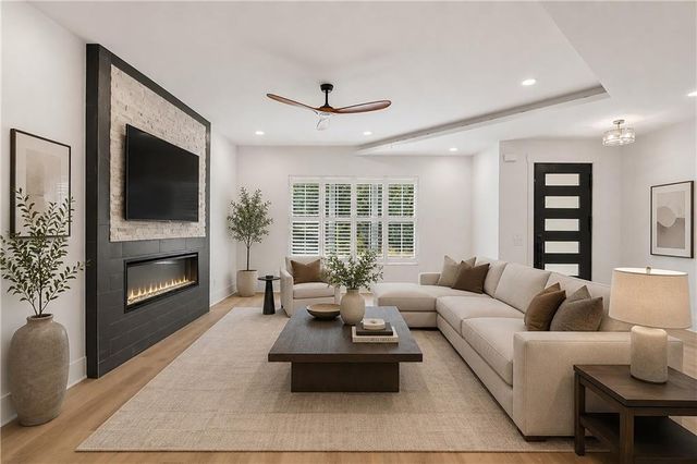 185 Brush Creek Court, Stockbridge, GA 30281