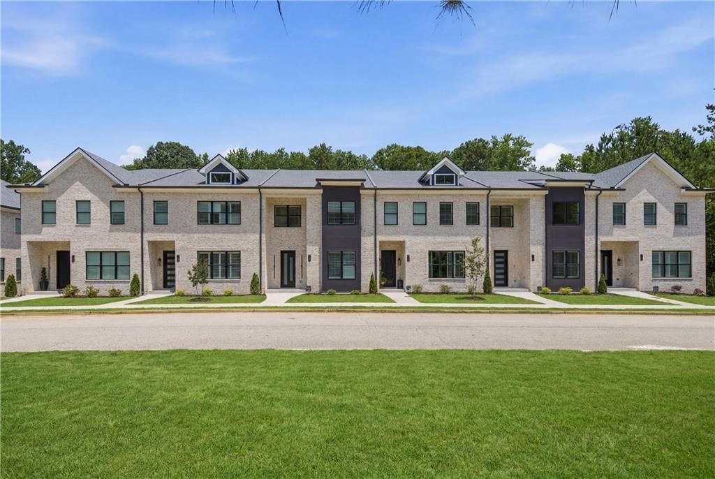 185 Brush Creek Court, Stockbridge, GA 30281