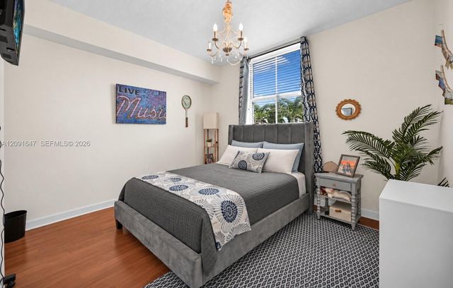 357 Almeria Avenue 606, Coral Gables, FL 33134