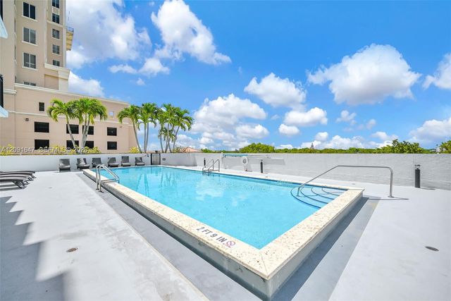 357 Almeria Avenue 606, Coral Gables, FL 33134