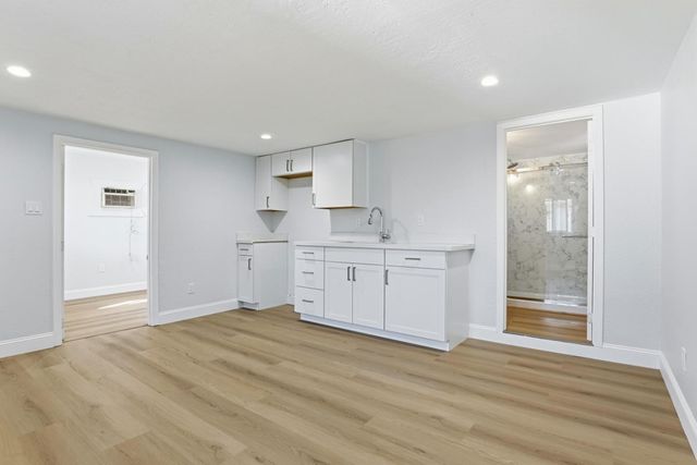 1361 Hillcrest Road, Hollister, CA 95023