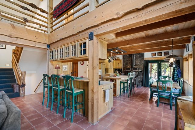 15124 E River Loop Drive E, Bend, OR 97707