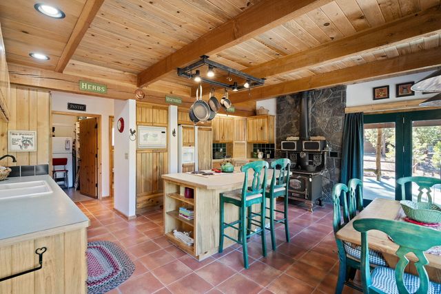 15124 E River Loop Drive E, Bend, OR 97707