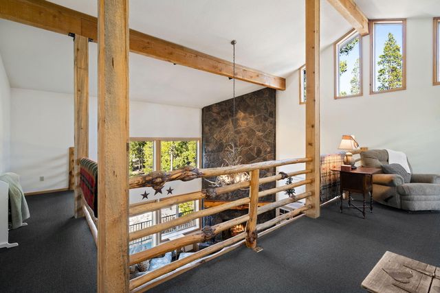 15124 E River Loop Drive E, Bend, OR 97707