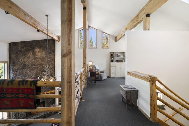 15124 E River Loop Drive E, Bend, OR 97707