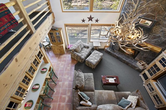 15124 E River Loop Drive E, Bend, OR 97707