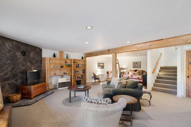 15124 E River Loop Drive E, Bend, OR 97707