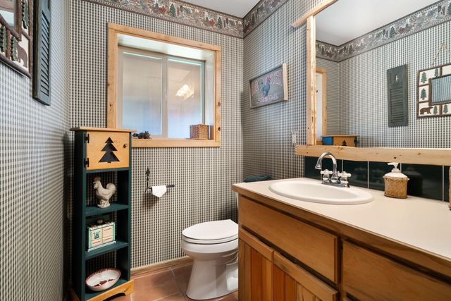 15124 E River Loop Drive E, Bend, OR 97707