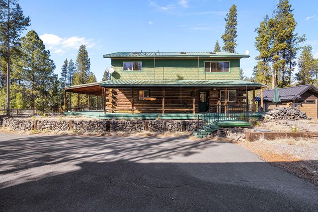 15124 E River Loop Drive E, Bend, OR 97707