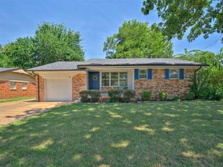 39 E 21st Street, Edmond, OK 73013