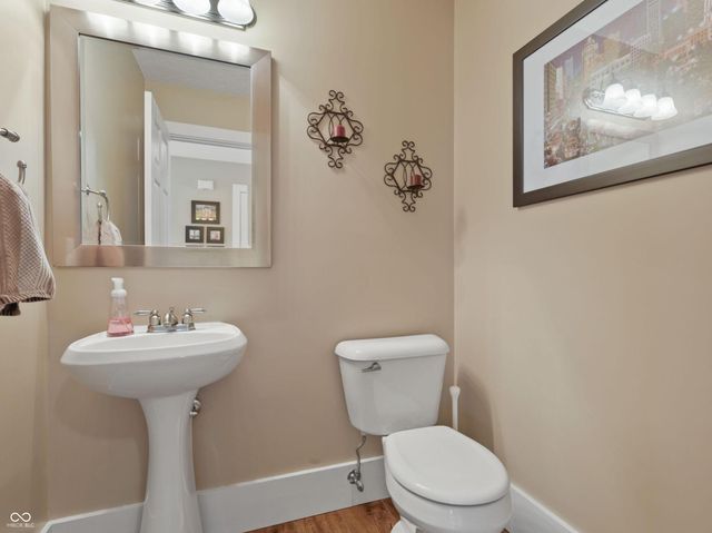3176 S Parker Lane, New Palestine, IN 46163