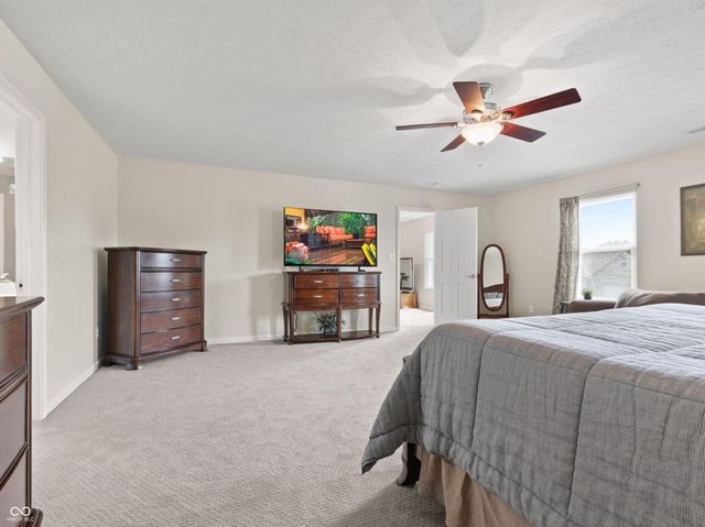3176 S Parker Lane, New Palestine, IN 46163