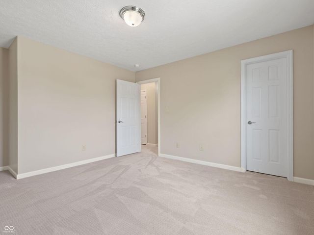 3176 S Parker Lane, New Palestine, IN 46163