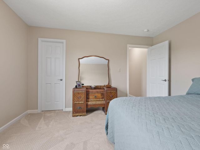 3176 S Parker Lane, New Palestine, IN 46163