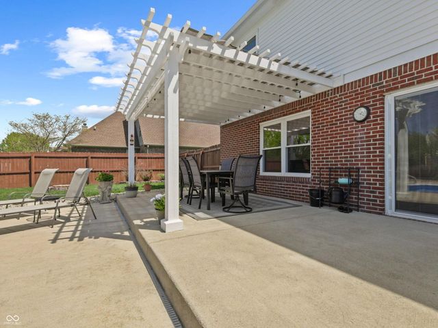 3176 S Parker Lane, New Palestine, IN 46163